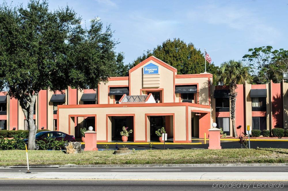 Bay Inn On Busch Tampa Ngoại thất bức ảnh