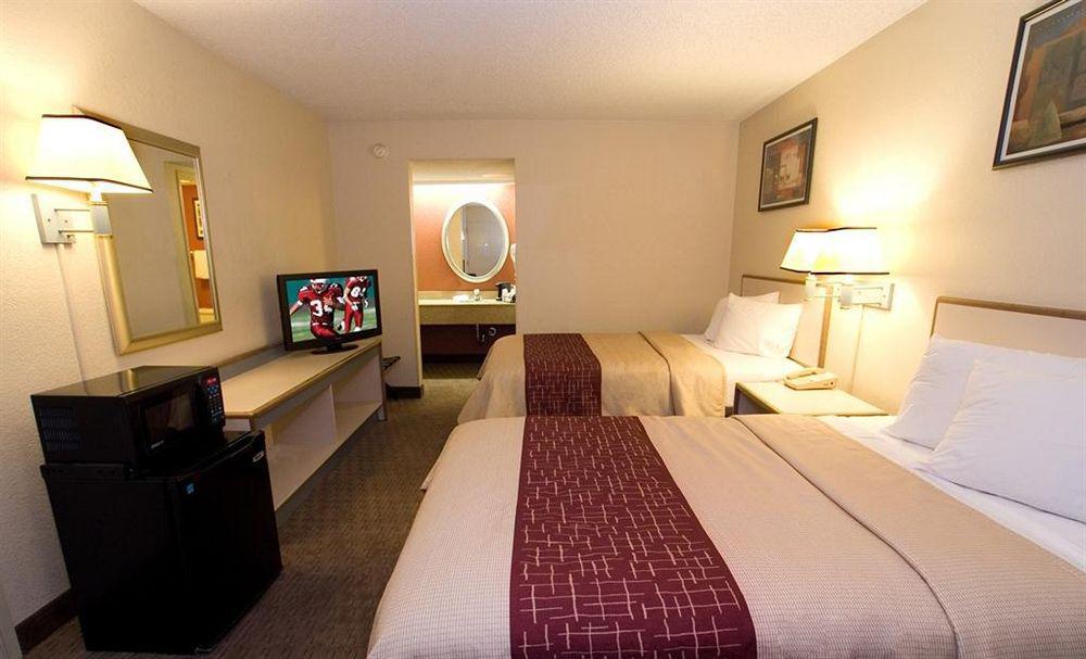 Bay Inn On Busch Tampa Phòng bức ảnh